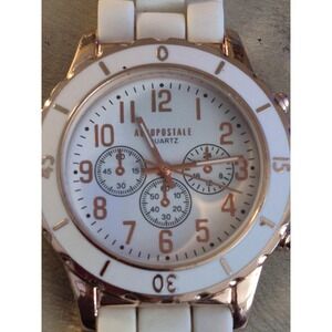 Aeropostale Womens sport watch rose gold tone accents stylish all ages New Sport